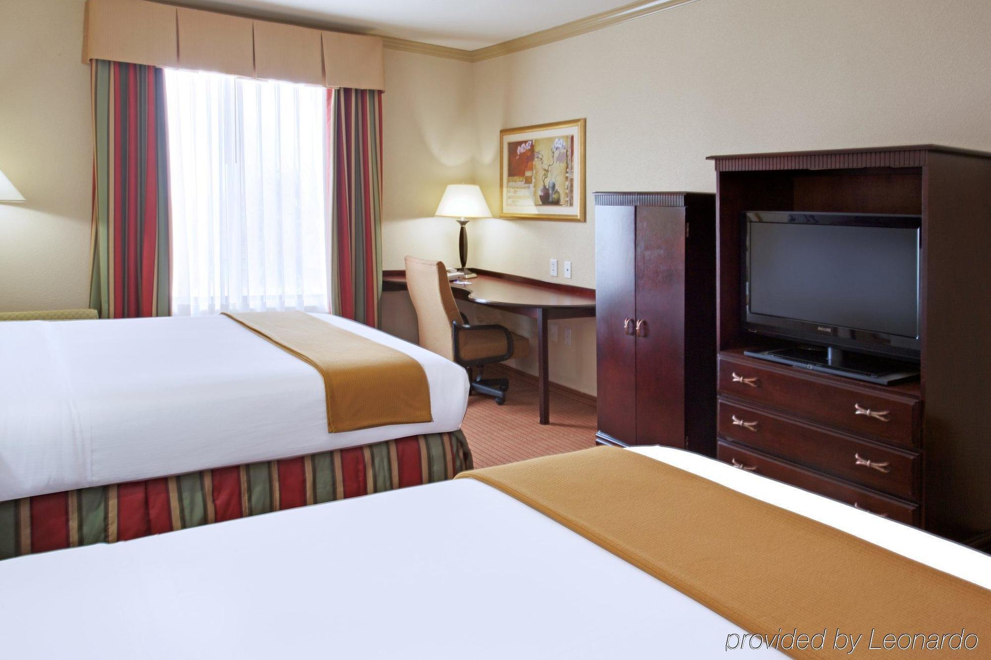 Holiday Inn Express & Suites Wharton By Ihg Szoba fotó